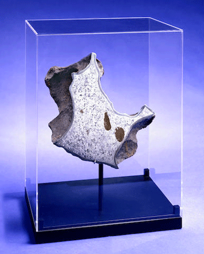 A piece of the Meteorite returned to the Grande Ronde
